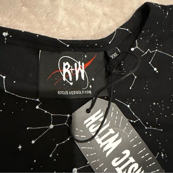 Rogue and Wolf Starlight Constellations Witch Gothic Long Sleeve T Shirt XXL NWT - Picture 4 of 9